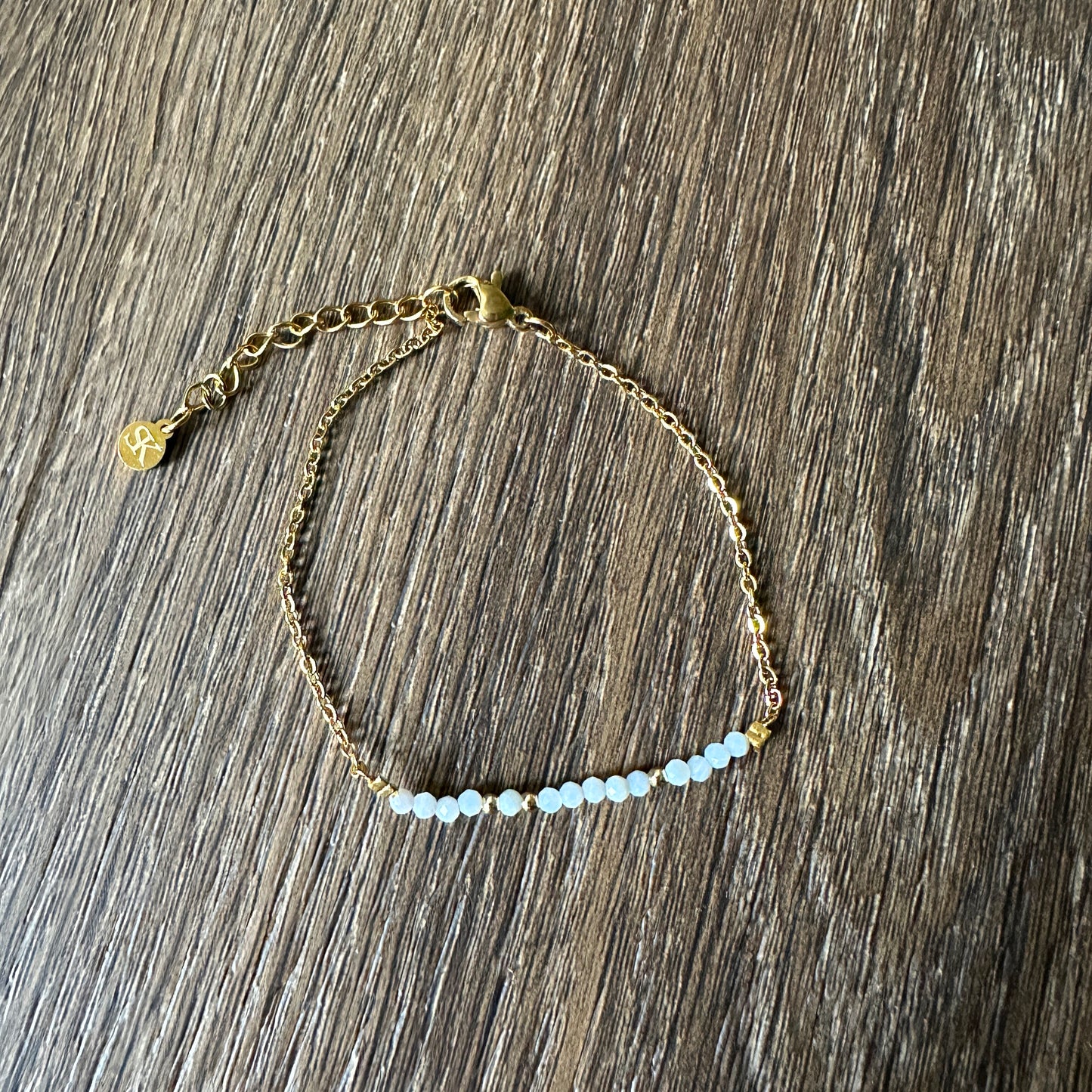 Luxe wenskaart schelpsteen met armband goud