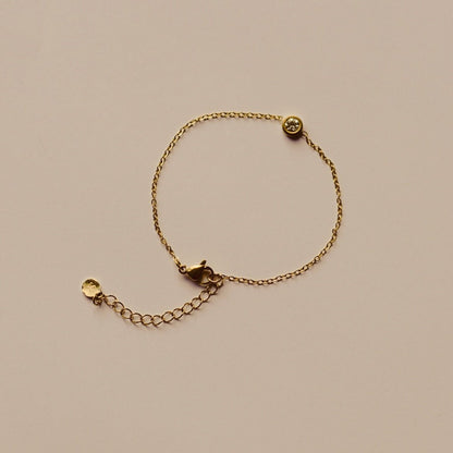 Armband goud enkel steentje - Sieradenkaart