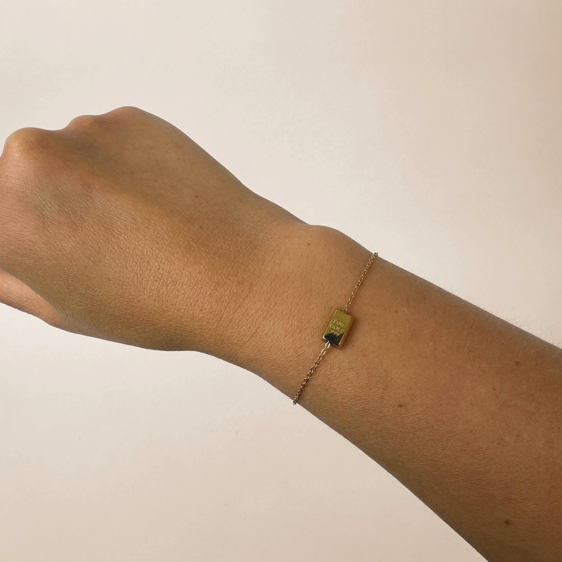 Armband goud goudklompje - Sieradenkaart